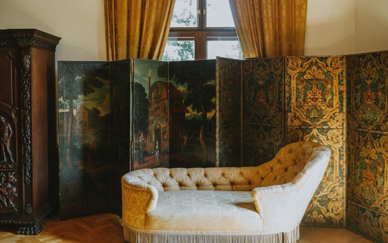 Elegant Vintage Interior Depicting a Psychoanalytic Therapist's Couch, also called a Chaise Longue