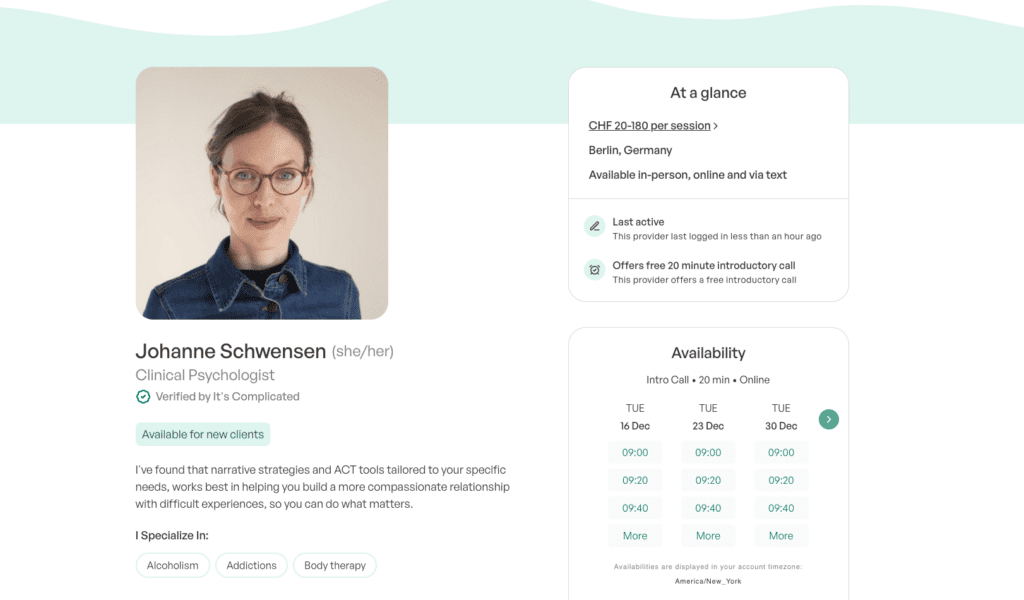 Profile of therapist on It's Complicated showing the verified therapist badge